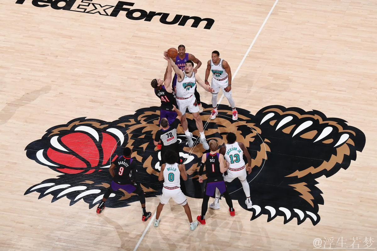 灰熊快攻掀高潮 扎克-伊迪强势扣篮2+1