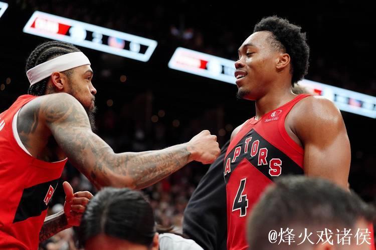 英格拉姆30+7西亚卡姆26+10 猛龙击败步行者止三连胜 英格拉姆30+7西亚卡姆26+10 猛龙击败步行者止三连胜